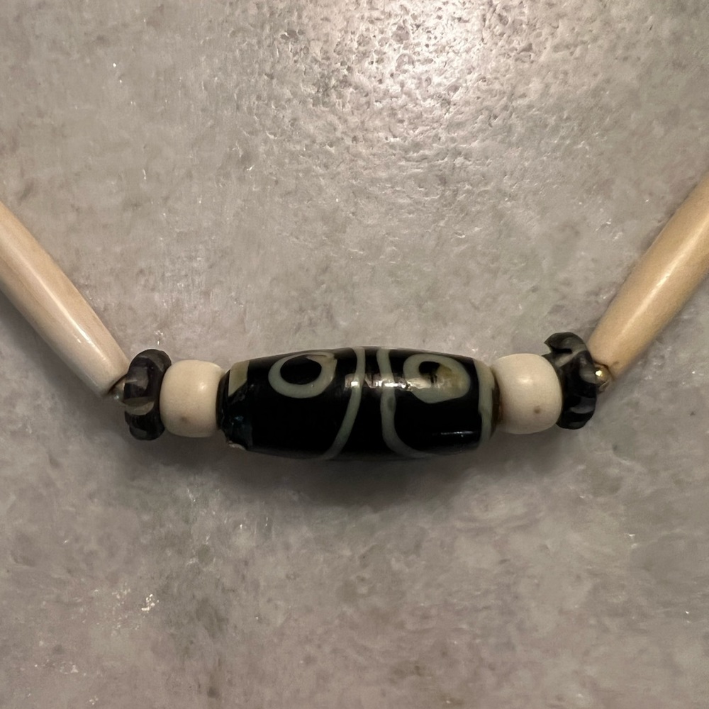 Beaded necklace